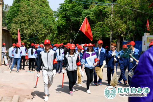 云南技师学院积极参加安宁市2017年职教活动周系列活动