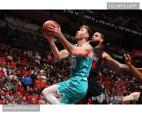 黄蜂与热火精彩对决现场直播全程回顾与赛后分析 黄蜂与热火精彩对决现场直播全程回顾与赛后分析