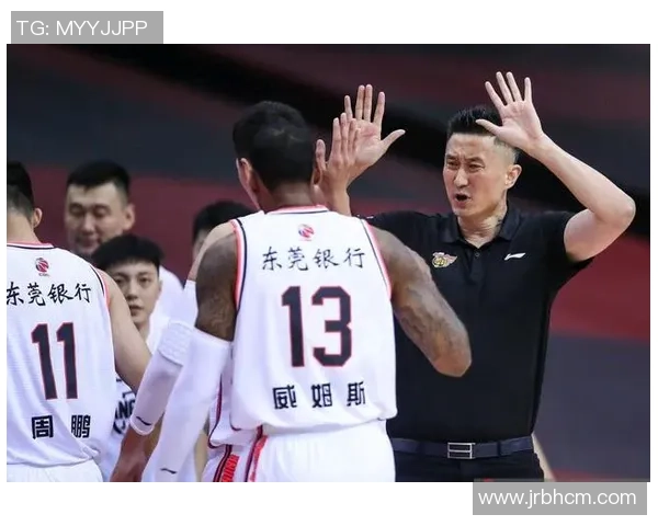 40轮激战广东队对决浙江队争夺季后赛席位的关键战役分析
