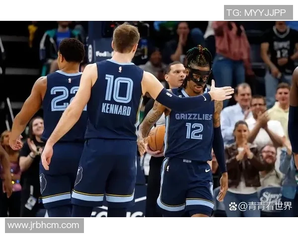 1415季后赛激战回顾灰熊勇士对决展现篮球魅力与团队精神